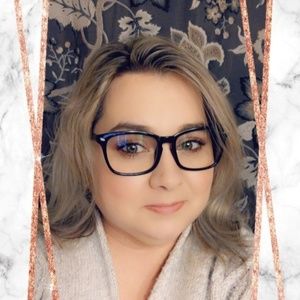 Meet your Posher, Nichole